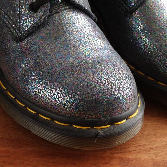 Dr. Martens Combat Boots Womens SZ 8 Gray Iridescent Pascal Lace Up 8 Eye Casual - Picture 4 of 16